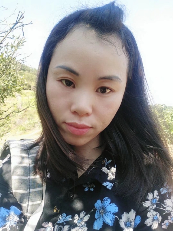 英英的第一张照片--怀化认干亲服务网